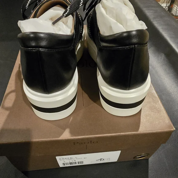 Linea Paolo Karen Casual shoe. NWT. Black, Size 9.5 - Picture 7 of 9
